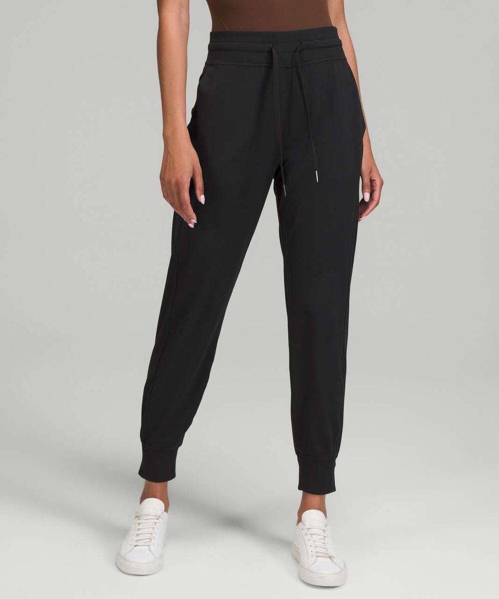 Lululemon | Black Women’s Ready to Rulu 28.5” Inseam Athlesuire Workout Sz 6